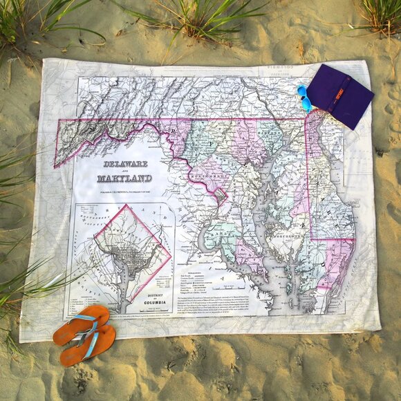 NEW without TAGS PLUSH Vintage State map of Delaware & Maryland, MD Blanket - Picture 1 of 11